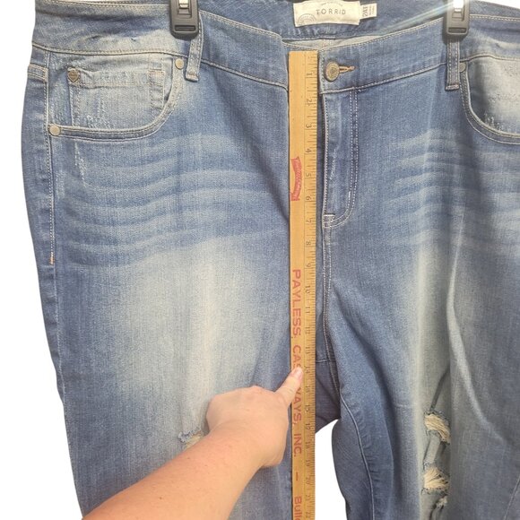 Torrid Denim Girlfriend Jeans Size 24 TALL Distressed Light Wash High Rise‎ - Picture 11 of 16